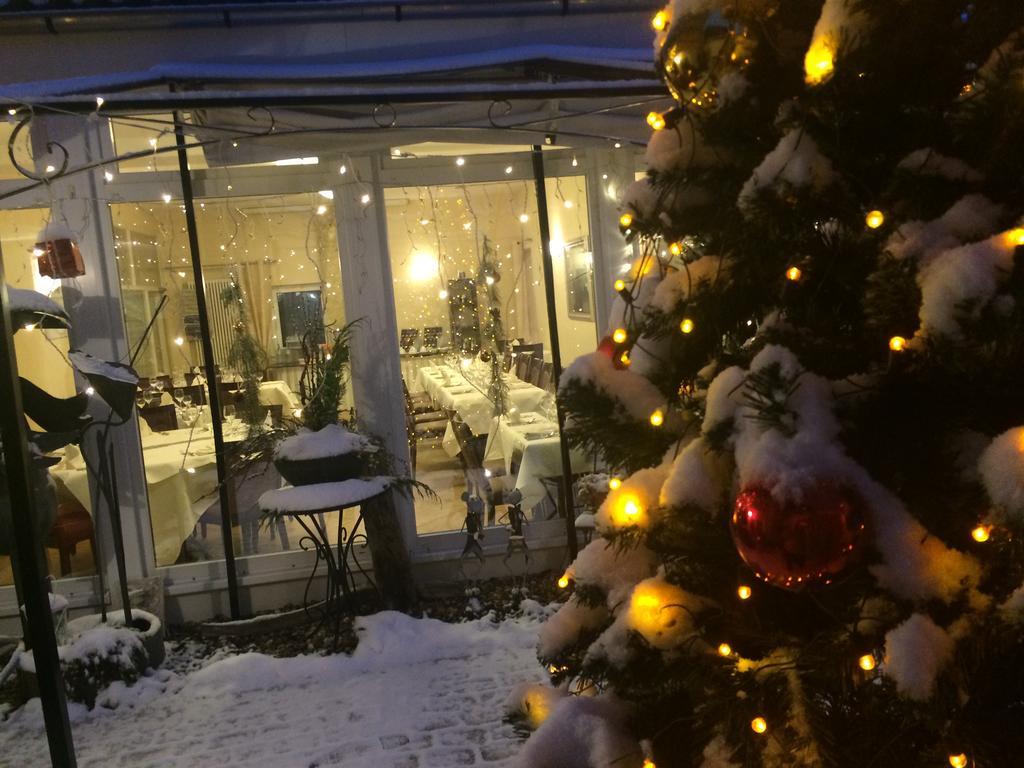 Hotel Ebnet Mutterstadt Buitenkant foto